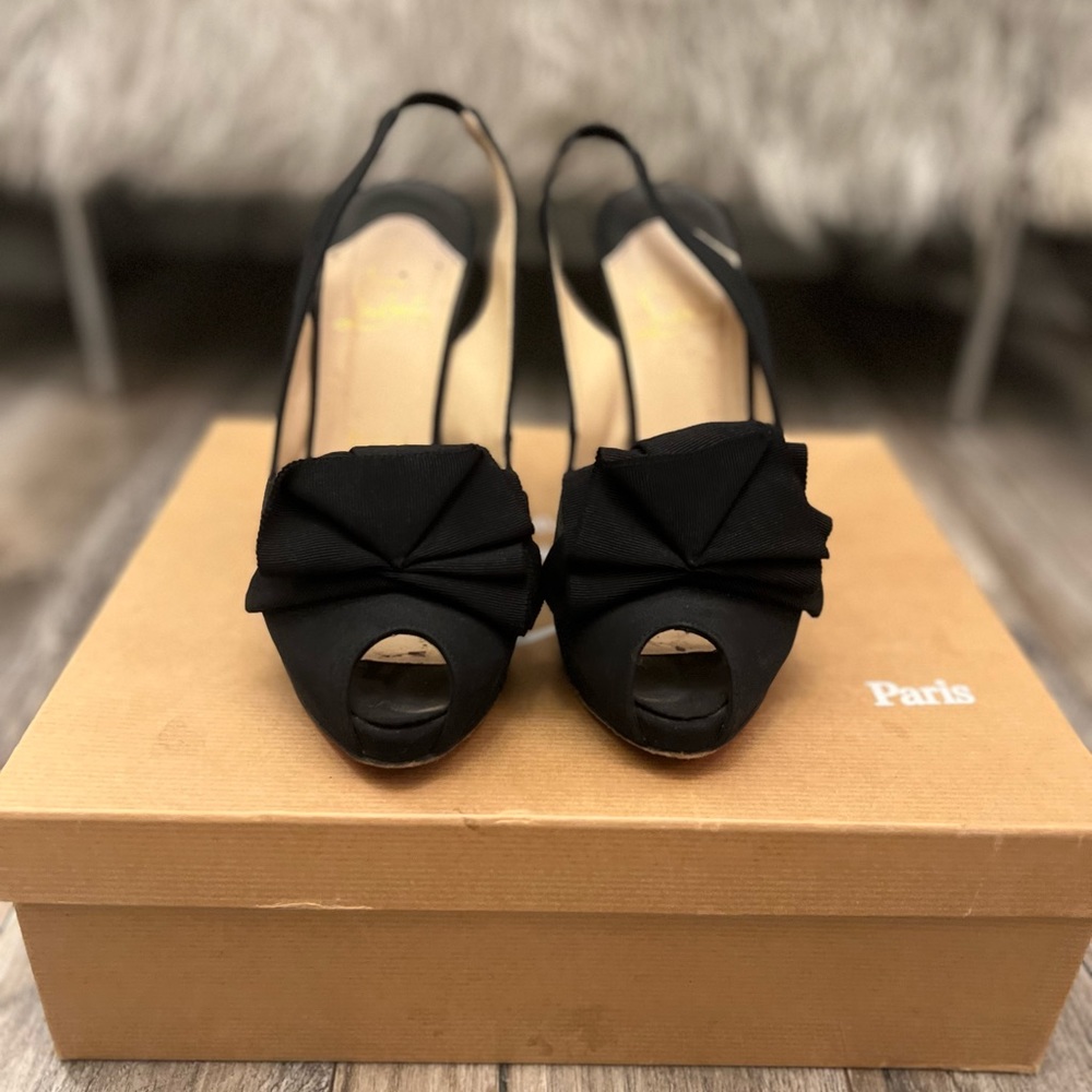 SOLDChristian Louboutin